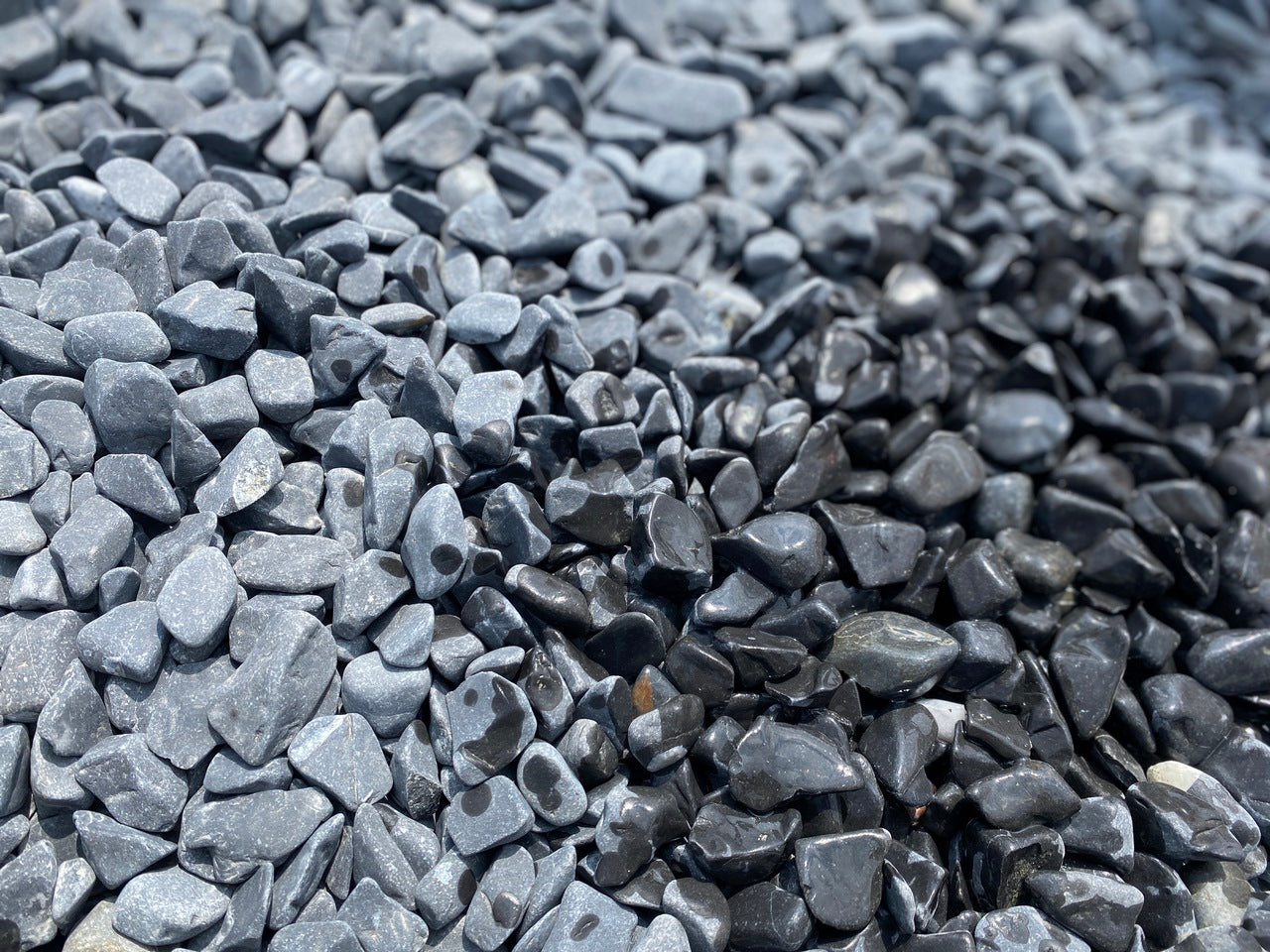 Canto rodado Negro Grafito
