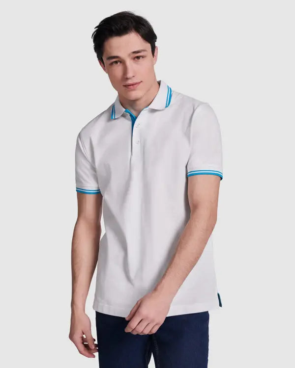 Polo de manga corta, cuello con tapeta de 3 botones a tono Vetonek