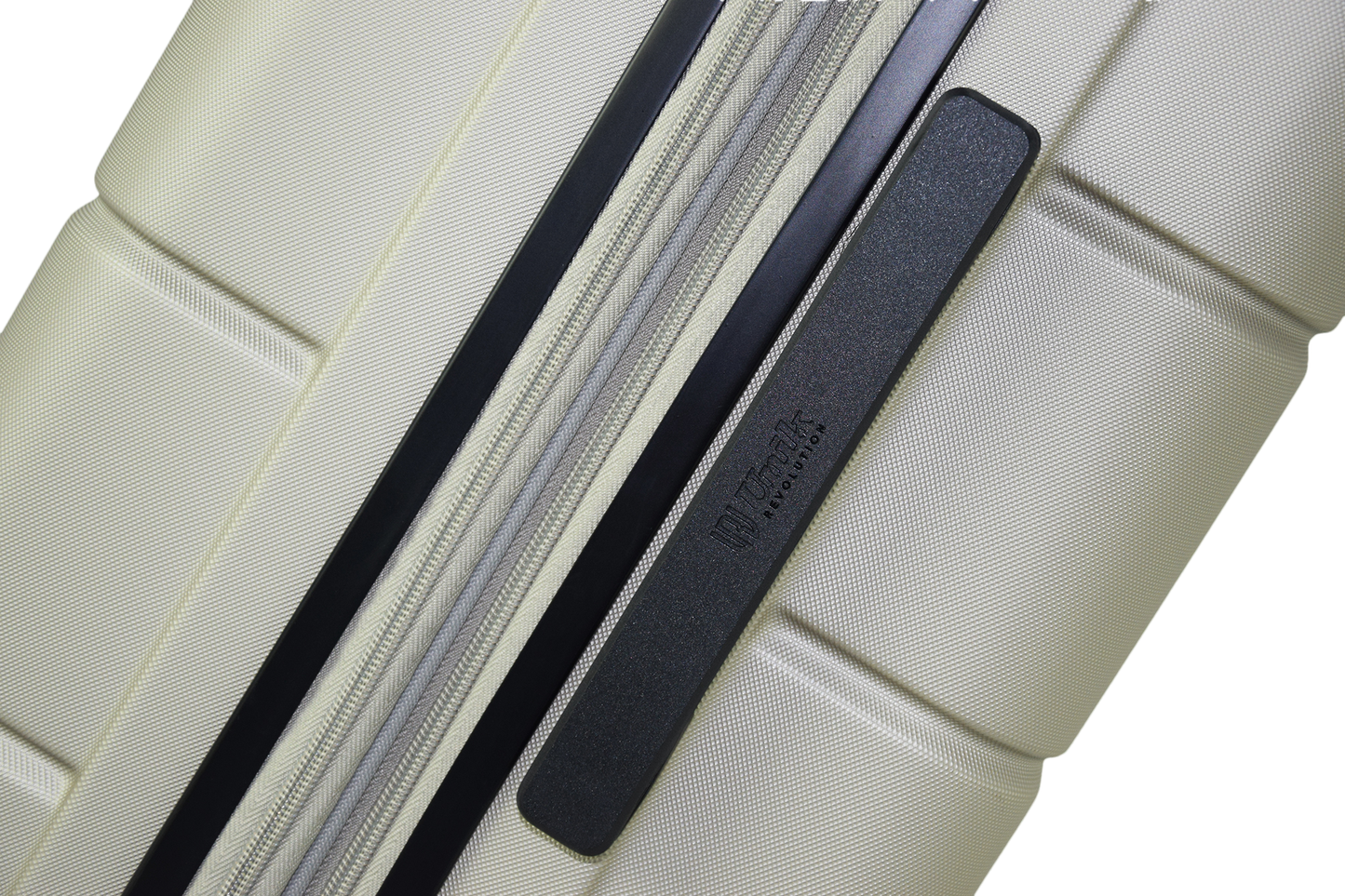 Maleta Mediana Vigo 67cm | Expandible con TSA y Hecha de Material Reciclado