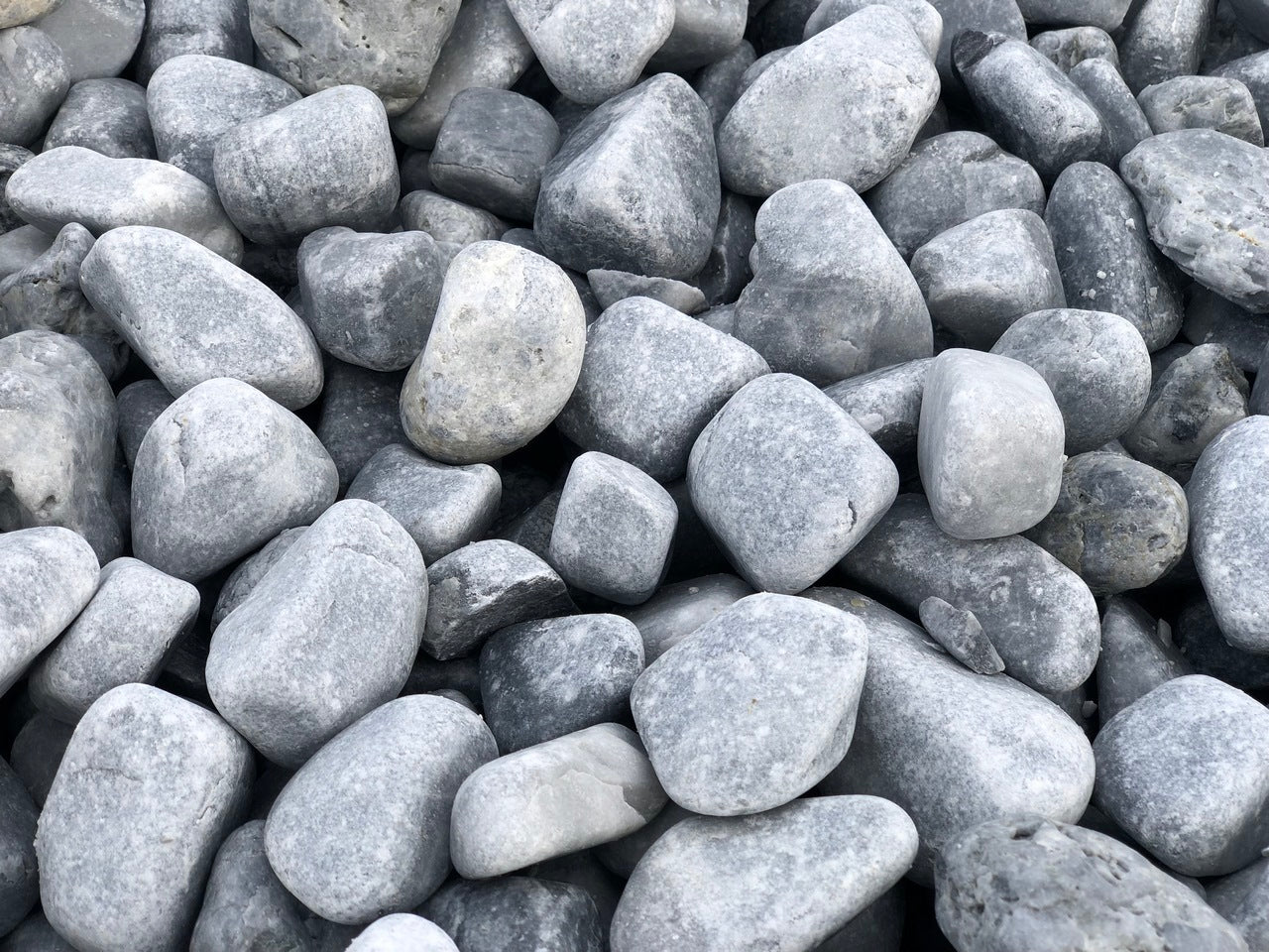 Canto rodado Gris Azulado Premium