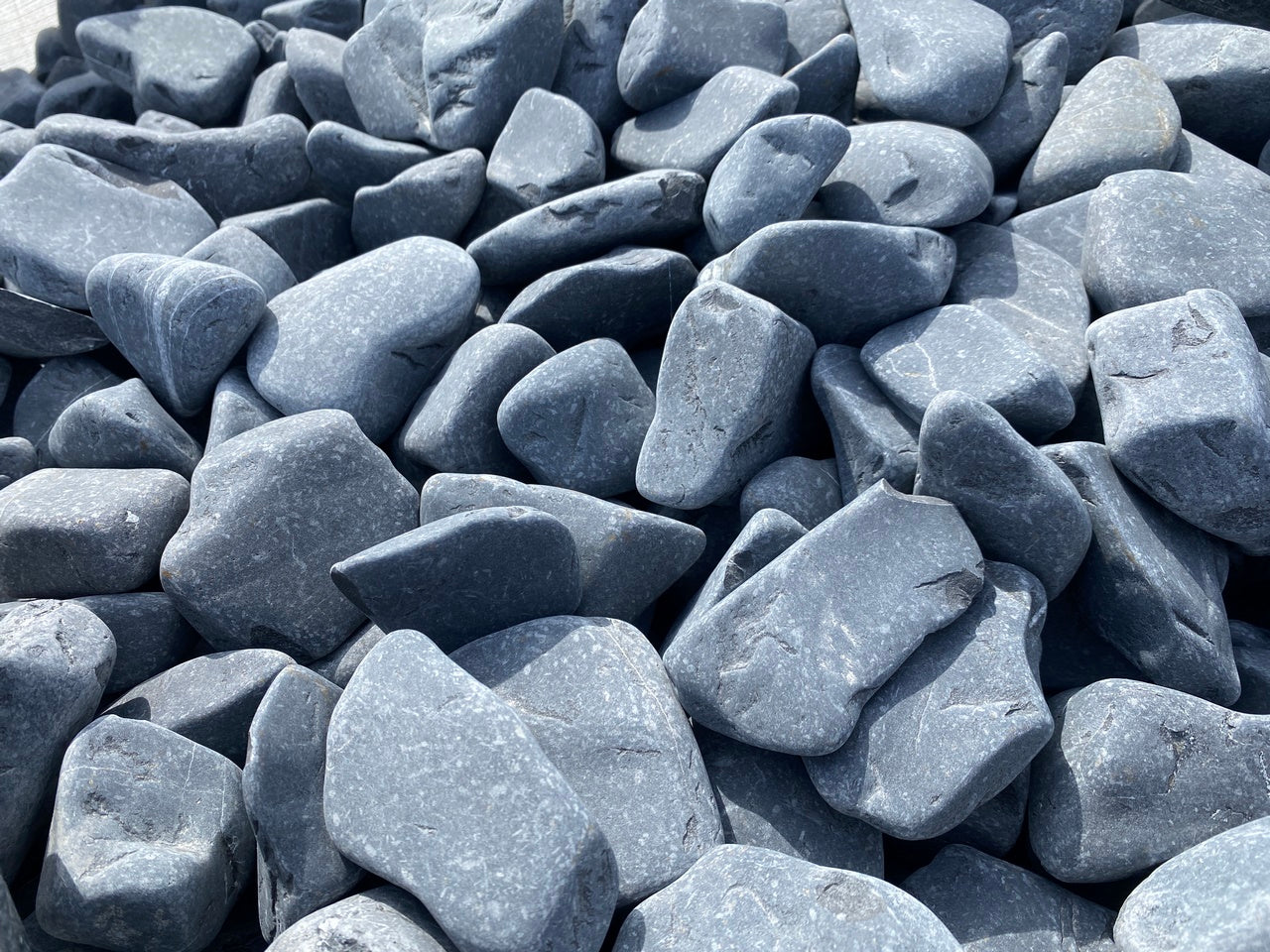 Canto rodado Negro Grafito