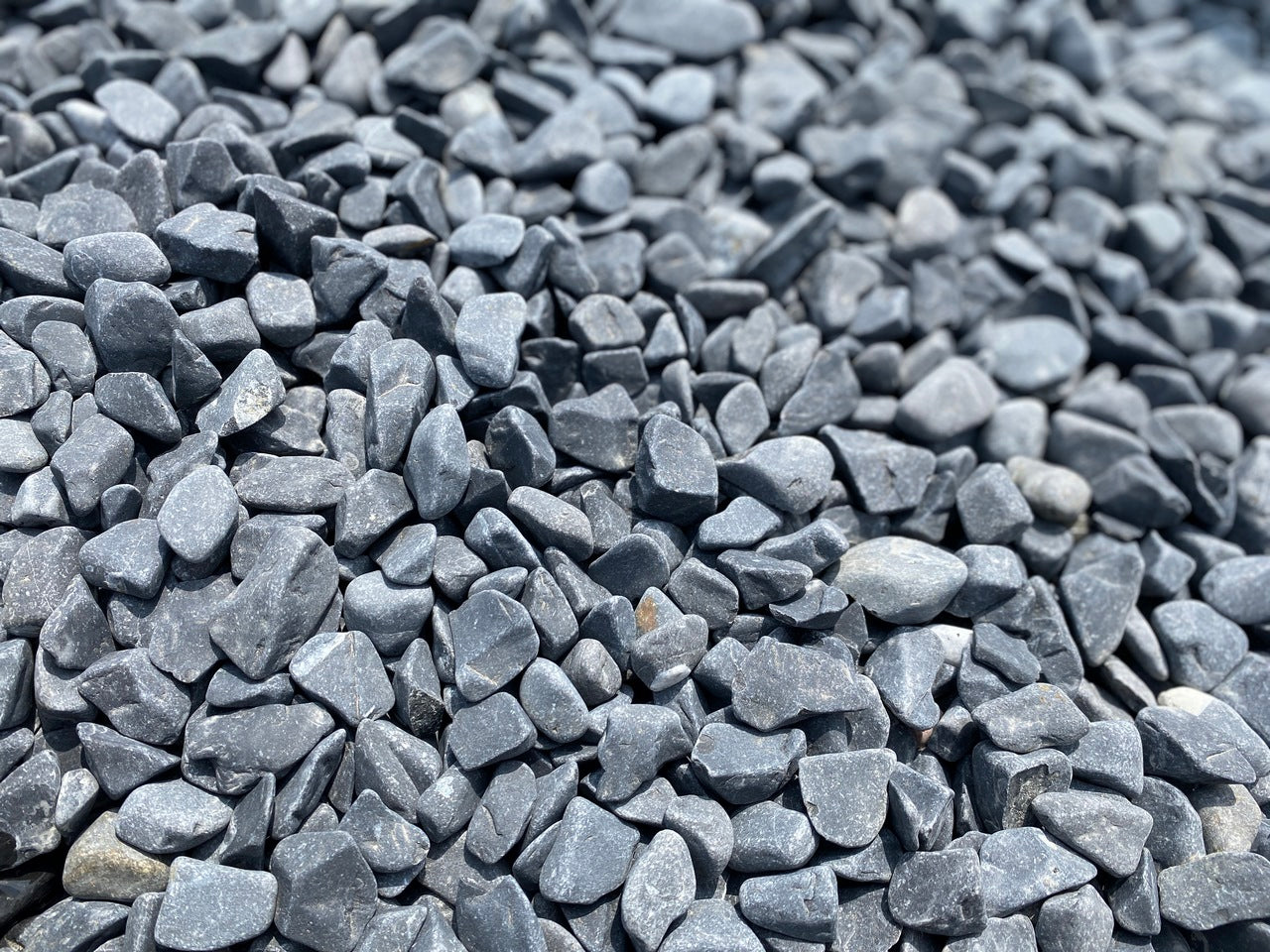 Canto rodado Negro Grafito