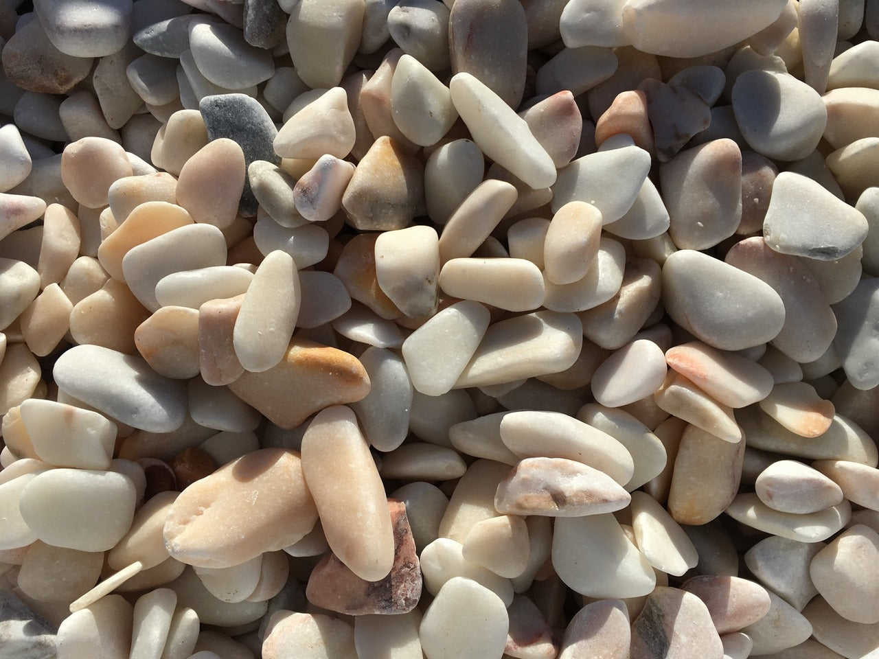 Canto rodado Blanco Rosa