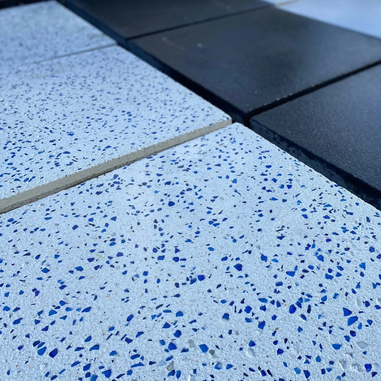 Losa Cuadrada 75x75 cm | Recycla