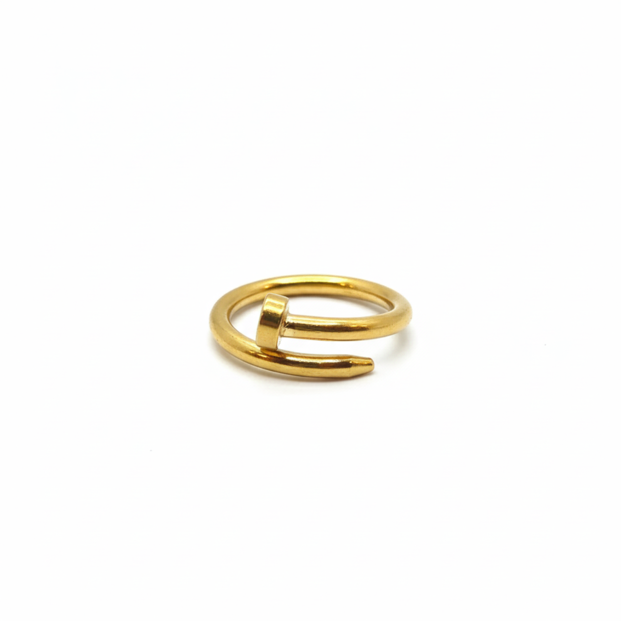Anillo Diseño Clavo Minimalista - 100% Acero Bañado en Oro de 18K