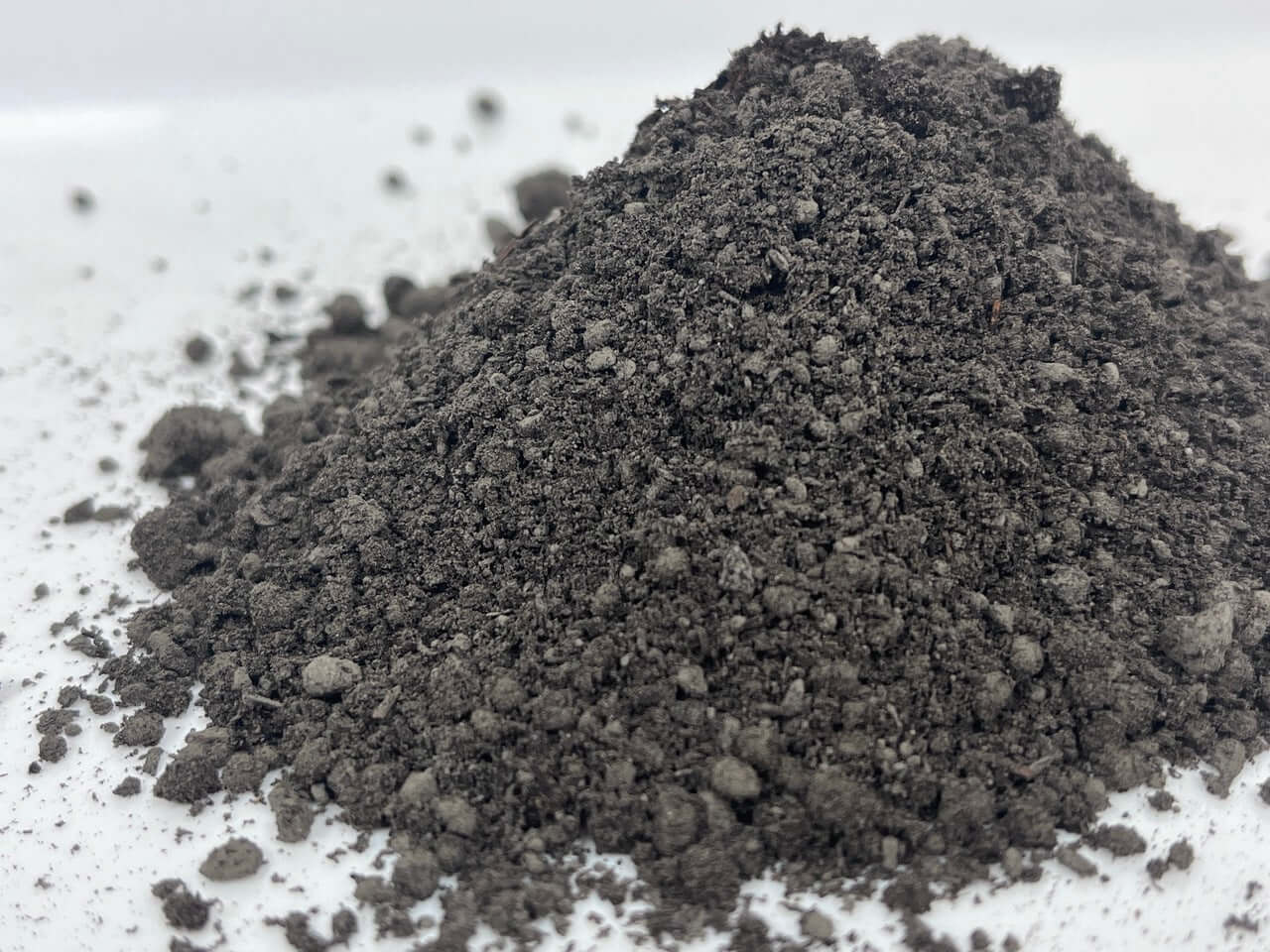 Humus y Basalto Enmienda Organo-Mineral Premium