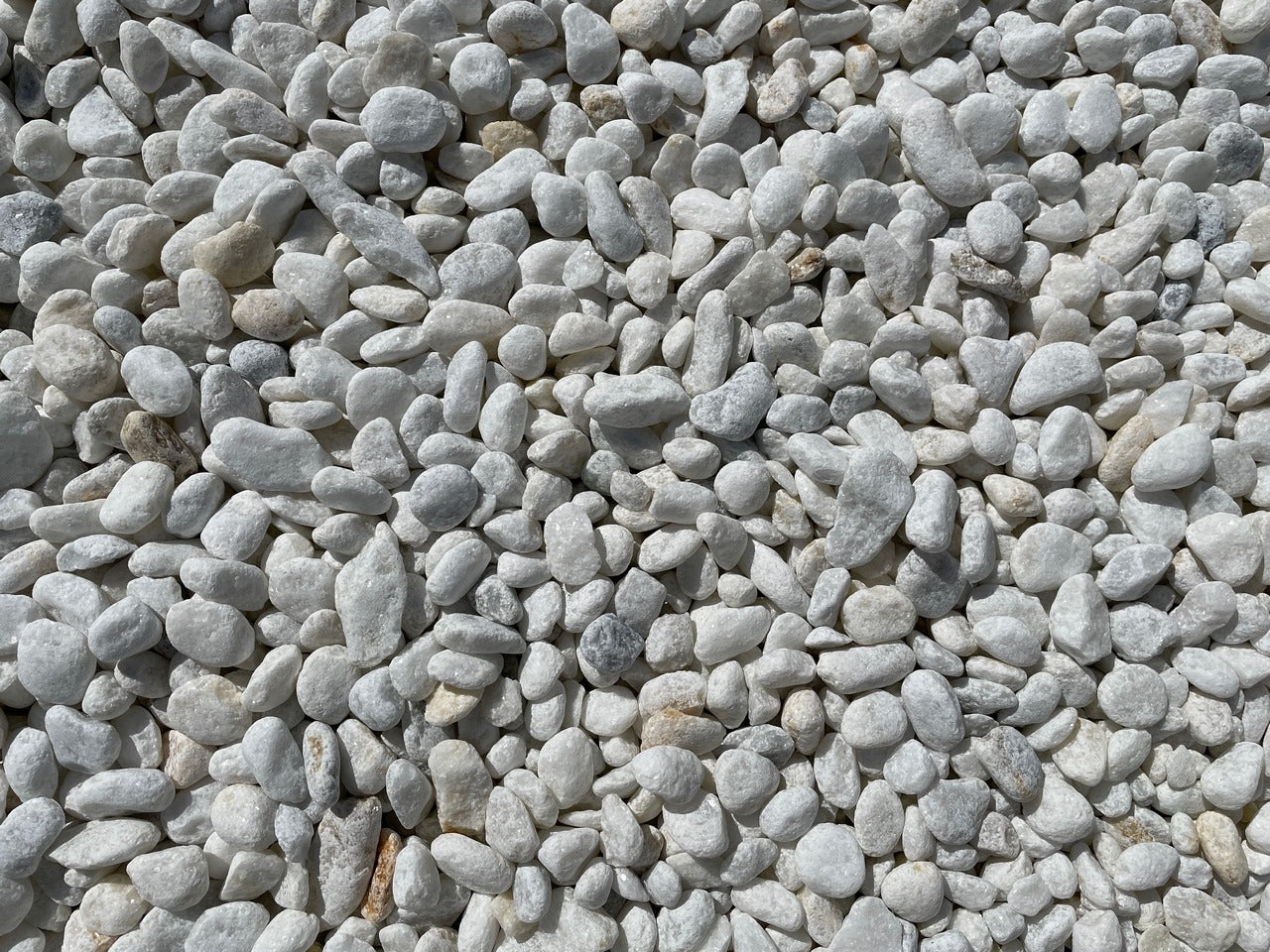 Canto rodado Blanco Macael