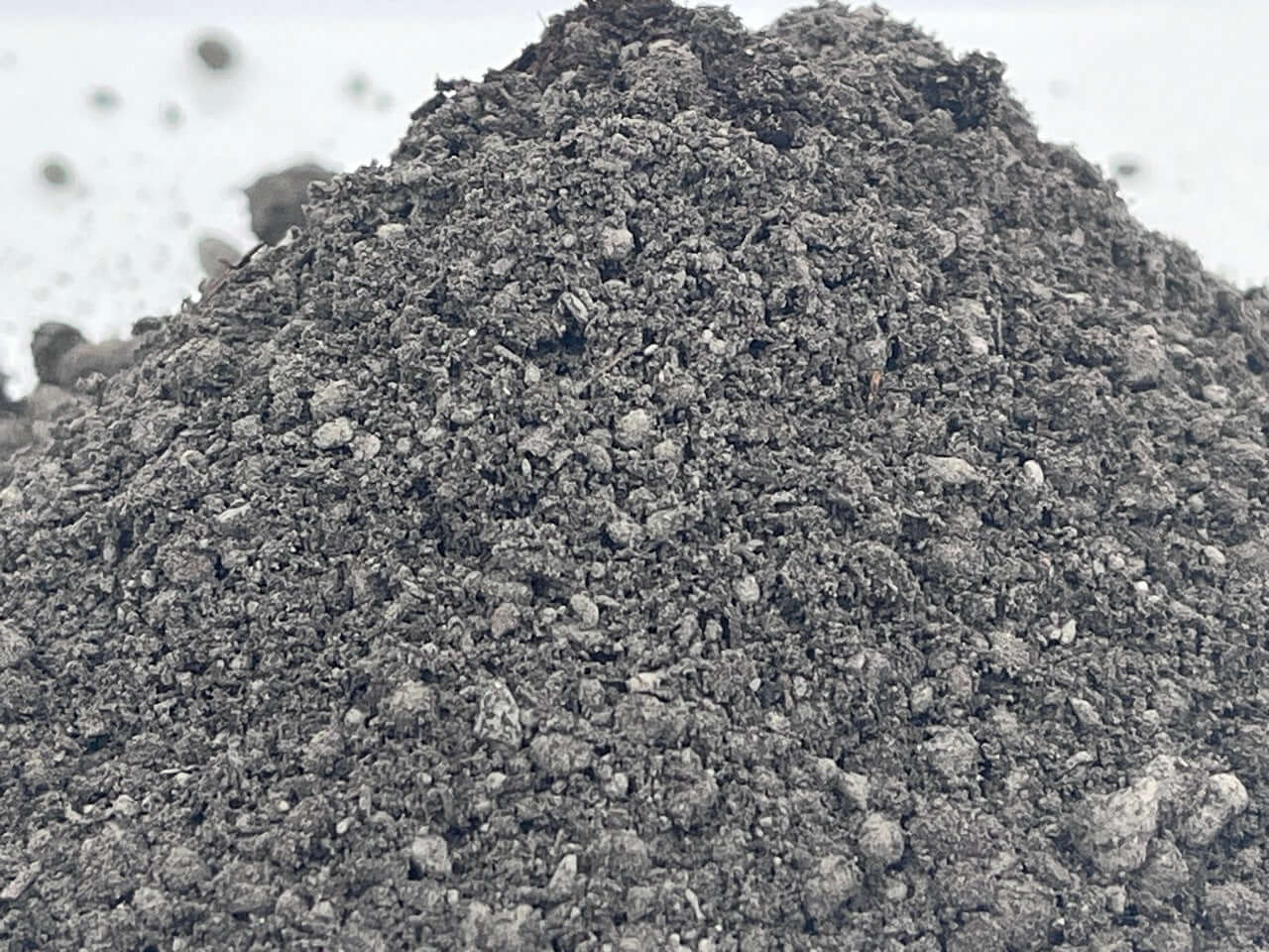 Humus y Basalto Enmienda Organo-Mineral Premium